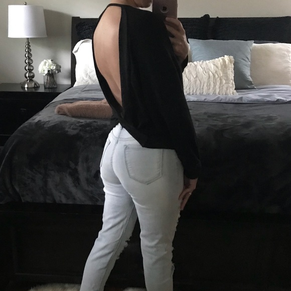 Lush Feeling Black Open Back Long Sleeve Top - Picture 6 of 8